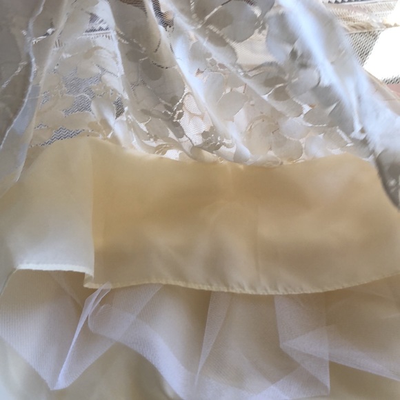 Precious Lace Flower Girl Cream Size 8 Dress🌸 New Never Worn - Picture 6 of 7